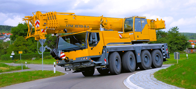 ������ ��������� 70 ���� Liebherr LTM 1070 � ��������
